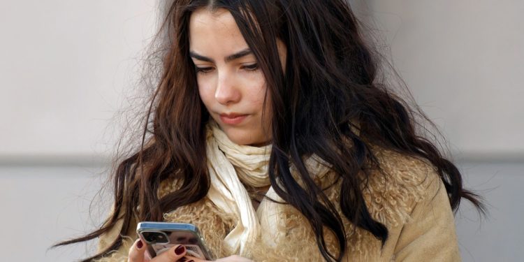 Logo Yapma Uygulamaları