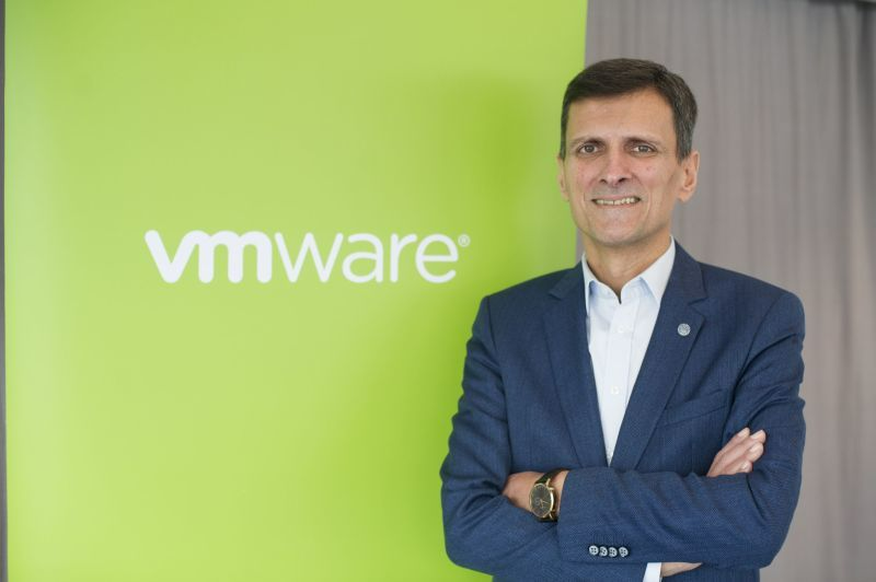 VMware Şirketi Bulut Sistemini Akıllı Kullanmayı Öneriyor