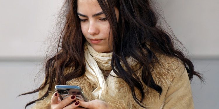 WhatsApp Bağlantınız Kontrol Ediliyor Sorunu