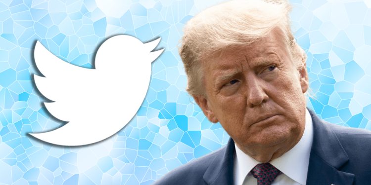 Donald Trump Twitter'a Geri Döndü