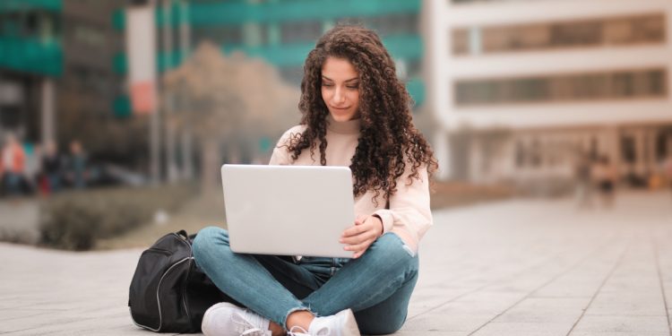 Fiverr Benzeri Siteler