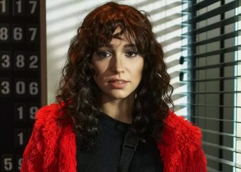 Zeynep Bastık'ın Oynadığı Diziler ve Filmler