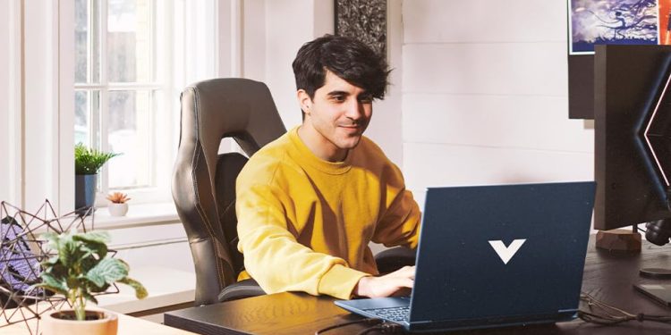 HP Victus 16-s0009nt