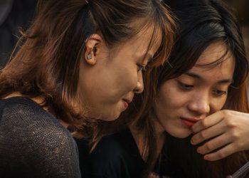 Uydu Telefonu Nedir? Normal Telefondan Ne Farkı Var?