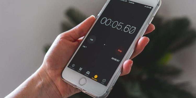 iOS 17'de iPhone Alarmı Çalmamaya Başladı