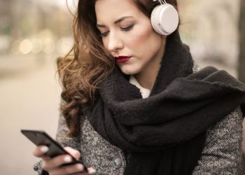 Telefon Kendi Kendine Basıyor, Çözümü Nedir?