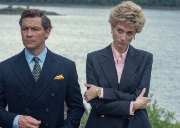 The Crown Gerçek mi?