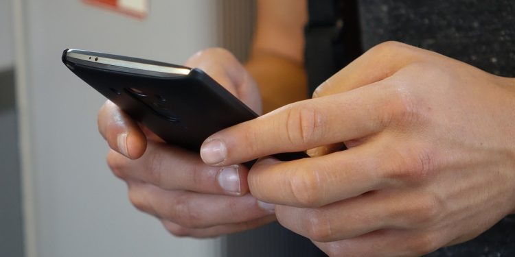 WhatsApp İsimler Gözükmüyor, Nasıl Düzeltilir?