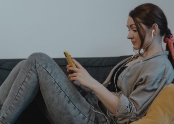 Clubhouse Nedir? Ne İşe Yarar?