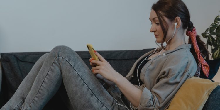 Clubhouse Nedir? Ne İşe Yarar?