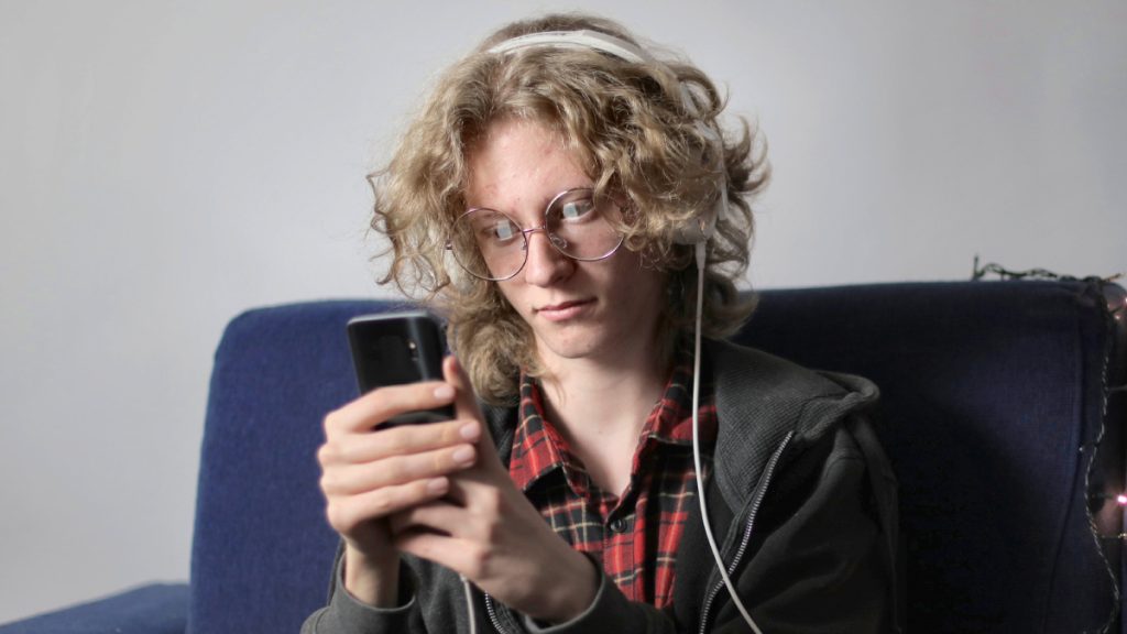 TikTok Çok Hızlı Takip Ediyorsun Hatası Nasıl Düzeltilir?