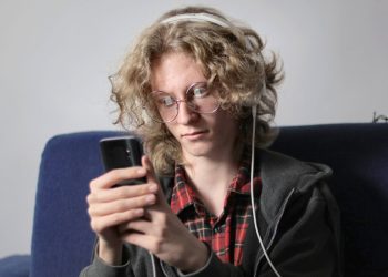 TikTok Çok Hızlı Takip Ediyorsun Hatası Nasıl Düzeltilir?