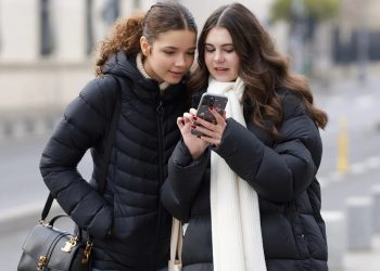 Korsan Uygulama, App Store'dan Kaldırılmadan Önce Netflix'i Geçti