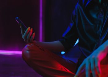 Kulaklık Alanını Kapatmayın Uyarısı