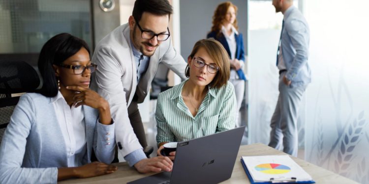 ASUS ExpertBook B9 OLED özellikleri