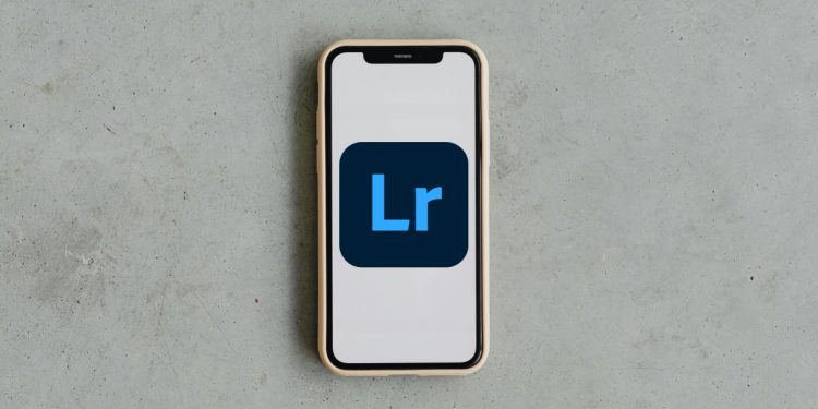 Adobe Lightroom'da Yapay Zekayla Nesneler Hızlıca Silinebilecek