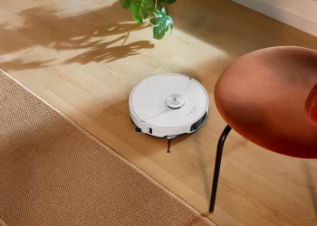 Türk Yapımı Robot Süpürge katya T Tasarımıyla Göz Dolduruyor