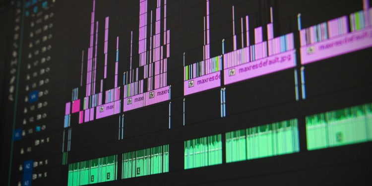 Adobe Premiere Pro Ücretsiz Kullanma Yöntemleri