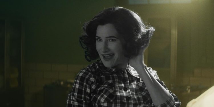 Agatha All Along fragmanı