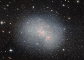 Hubble Uzay Teleskopu Potansiyel Galaksi Birleşmesini İnceliyor