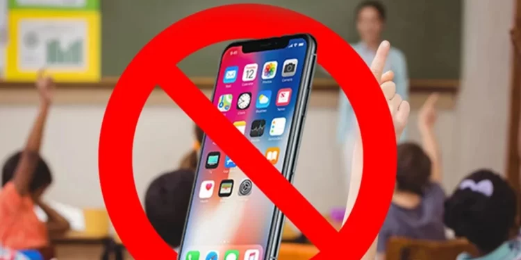 Almanya Okullarda Cep Telefonlarını Yasaklayacak mı?