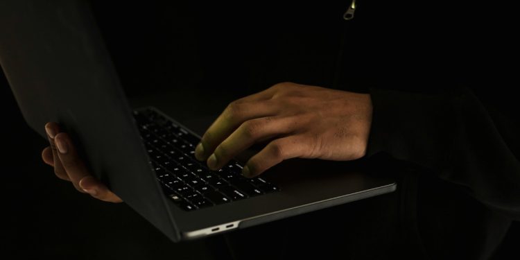 Spoofer Nedir? Neden Kullanılır?