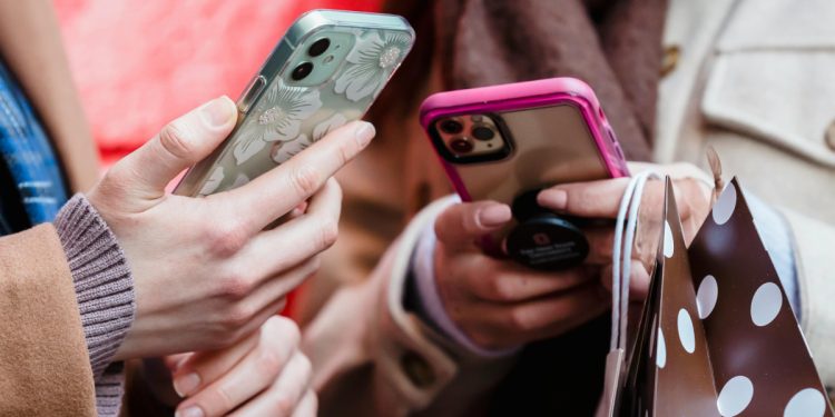 Araştırmaya Göre Yapay Zeka Satın Alma Davranışını Etkiliyor