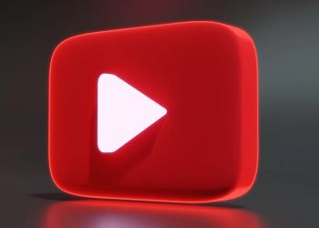 YouTube Uyku Zamanlayıcısı Özelliğini Test Ediyor