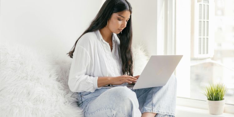 Macbook Klavye Çalışmıyor, Çözümü Nedir?