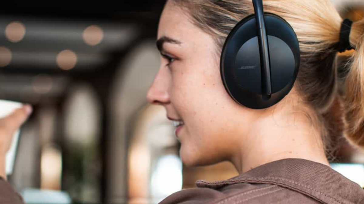 Bose - Headphones 700 Wireless