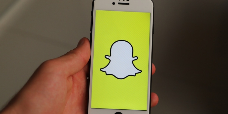 Snapchat Sohbetlere Reklam Koymaya Başlıyor