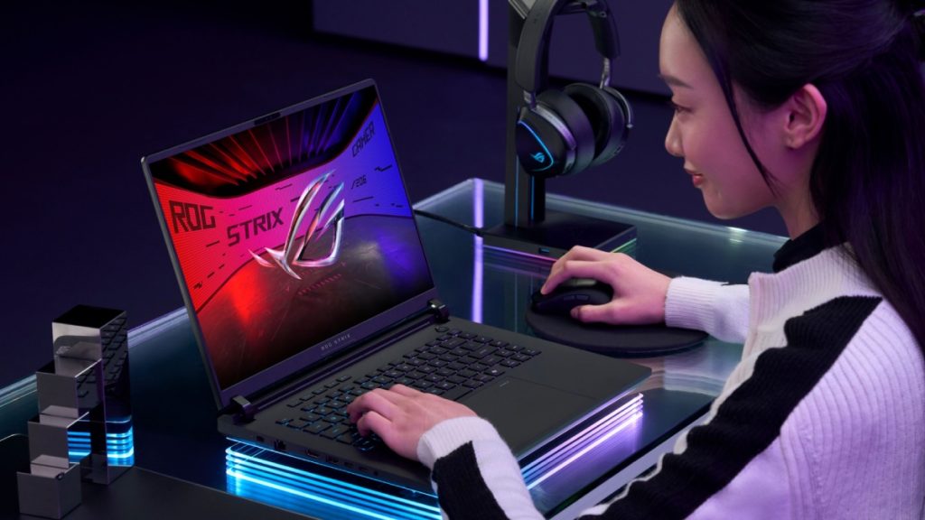 2025 ASUS ROG Strix SCAR ön sipariş