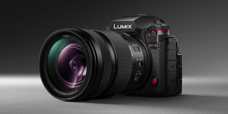 Lumix S1RII