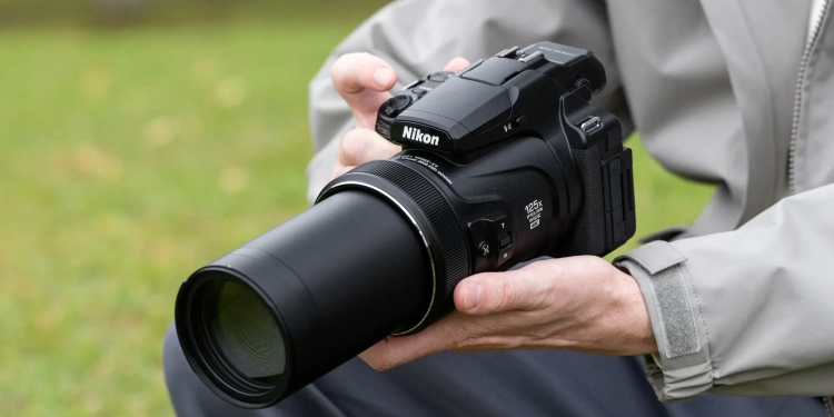 Nikon COOLPIX P1100 125x Zoom İle Görücüye Çıktı