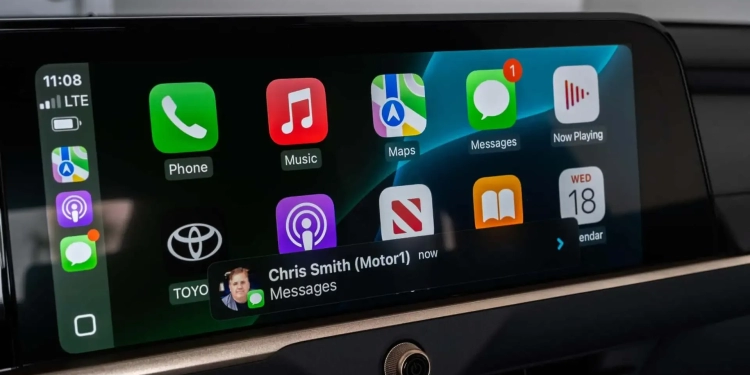 iOS 18.4 CarPlay için Küçük Ama Önemli Bir Yenilik Getiriyor