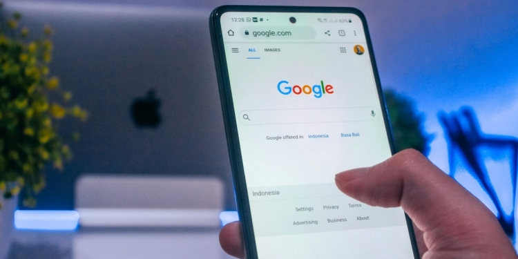 Google'dan Alan Adı Değişikliği: Sadeleşmeye Gidiyor