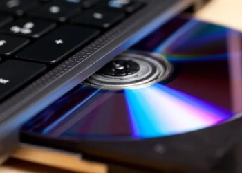 Blu-ray Devri Sona Eriyor: Dev Üretici Çekiliyor