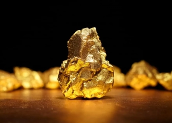 Bilim İnsanları Kurşunu Altına Çevirdi