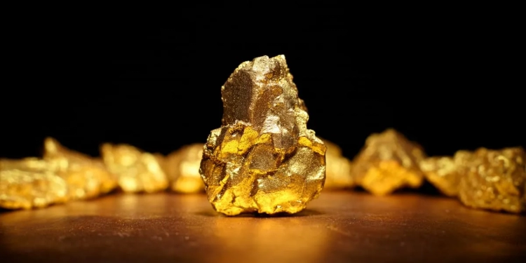 Bilim İnsanları Kurşunu Altına Çevirdi