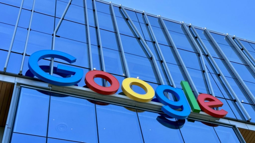 Google'a Büyük Tepki: AI Modu Hırsızlık Olarak Nitelendirildi