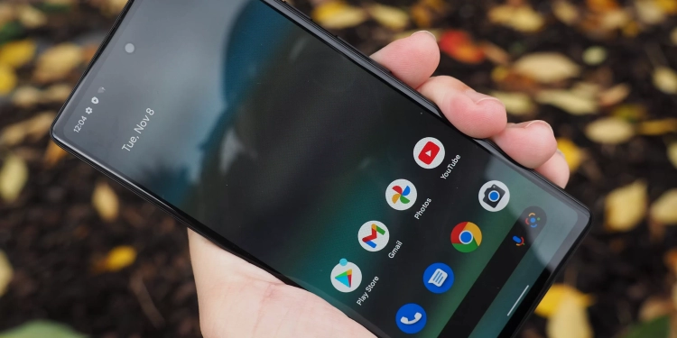 Google, Pixel 6a Isınma Sorunu İçin Pil Performansını Kısıtlayacak