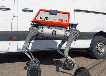 Tekerlekli Robot Köpekler Sokaklara İndi