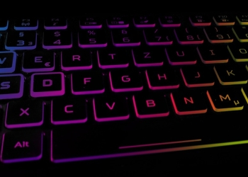 Klavye İngilizce Oldu, Nasıl Düzeltilir?