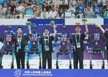 İlk Robot Olimpiyatları'nda Büyük Başarılara İmza Atıldı