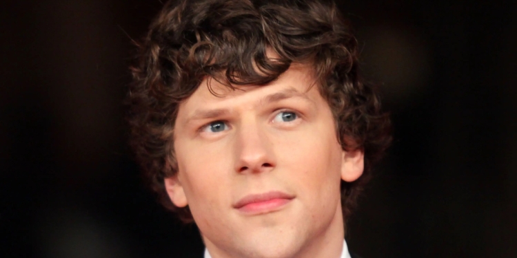 The Social Network’ün Devam Filminin Vizyon Tarihi Belli Oldu