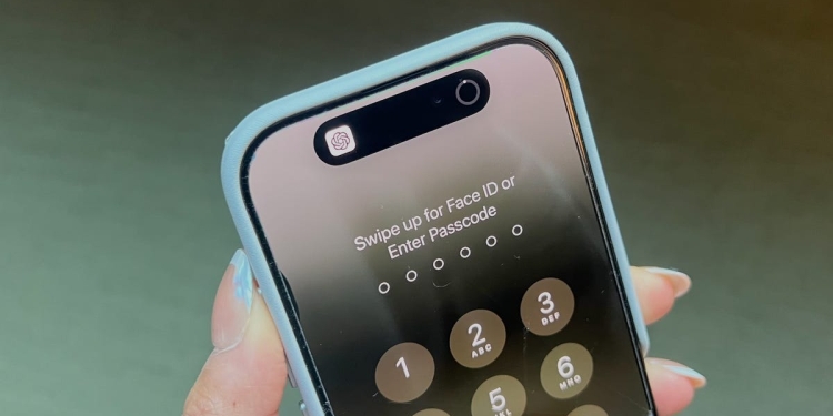 iPhone Action Button ChatGPT Asistanına Dönüşüyor