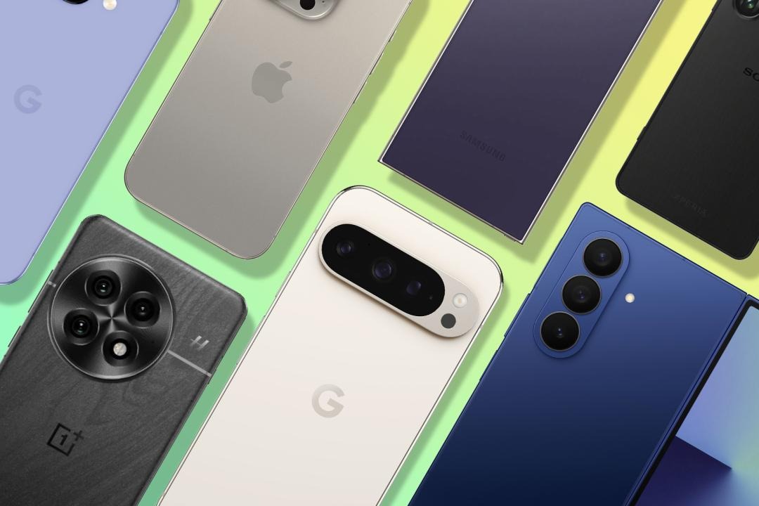 Hindistan’da Satılan Her Telefona Silinemeyen Devlet Uygulaması Geliyor