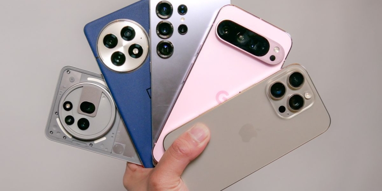 2026’da Akıllı Telefon Pazarı Küçülebilir