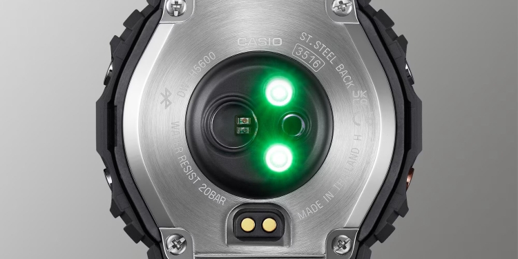 Casio Kalp Atış Takipli Metal G-Shock Üzerinde Çalışıyor