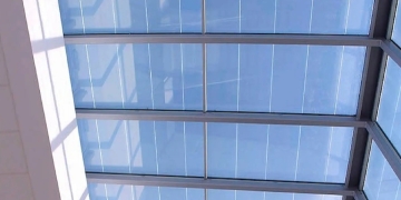 Gece Gündüz Enerji Üreten Şeffaf Camlar Geliştirildi